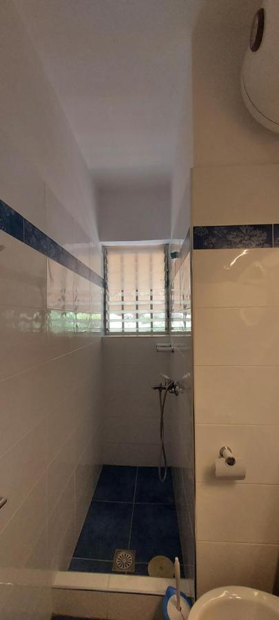 Oikika B10 Apartment Artemida  Ngoại thất bức ảnh